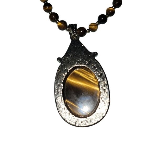 Tiger's eye beaded necklace with Tiger's eye pendant - Picture 5 of 6